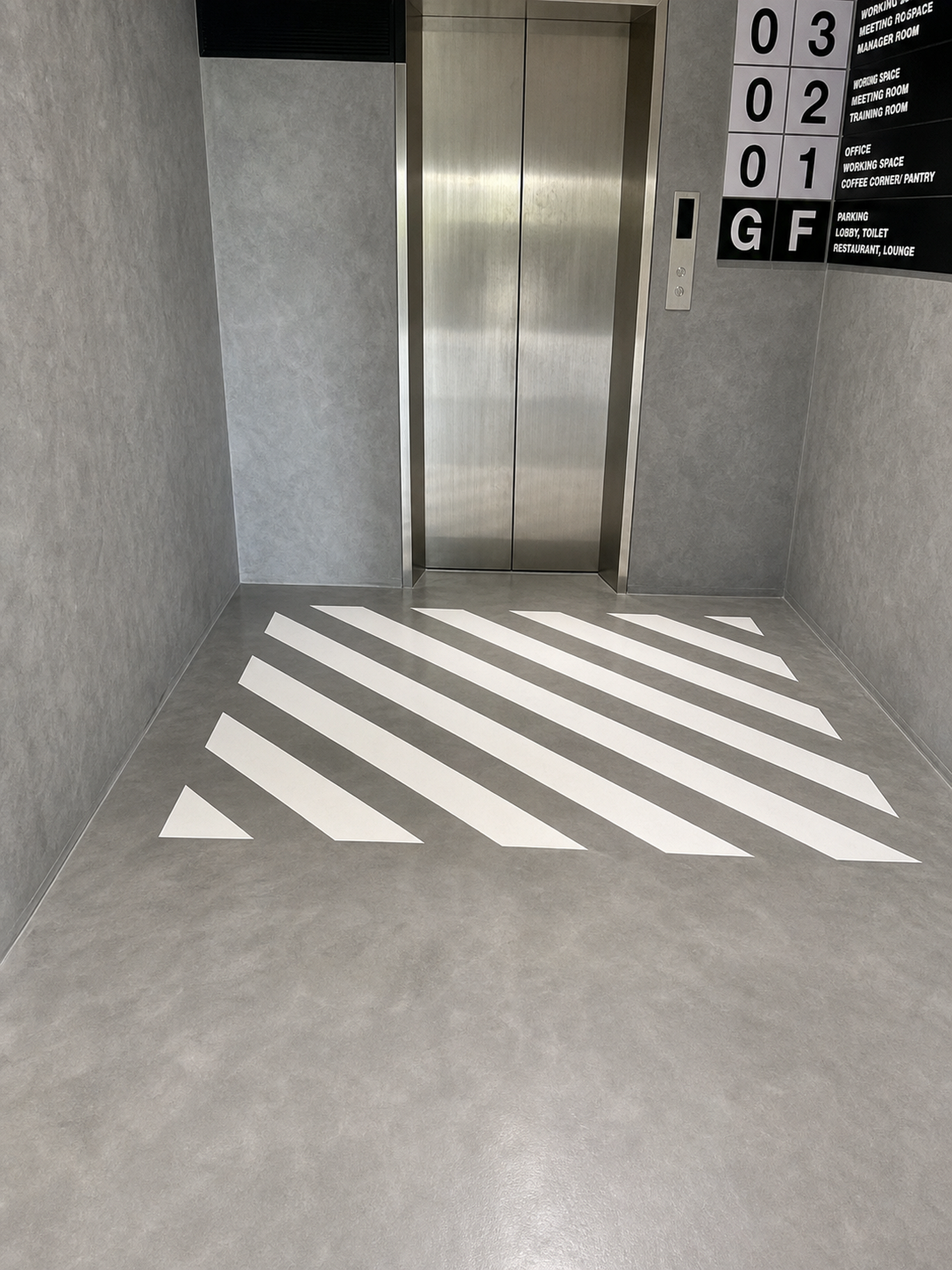 Floor Coating - Heavy Duty Protective